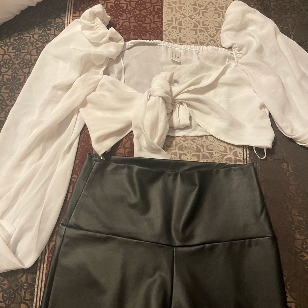 Tie knot blouse